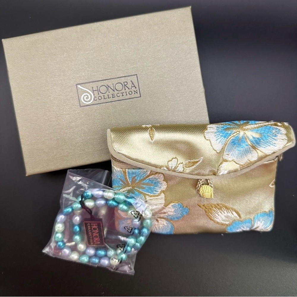 Honora Cultured Pearl 6.0mm
Stretch & Knotted Bracelet - Splash! - Picture 2 of 2